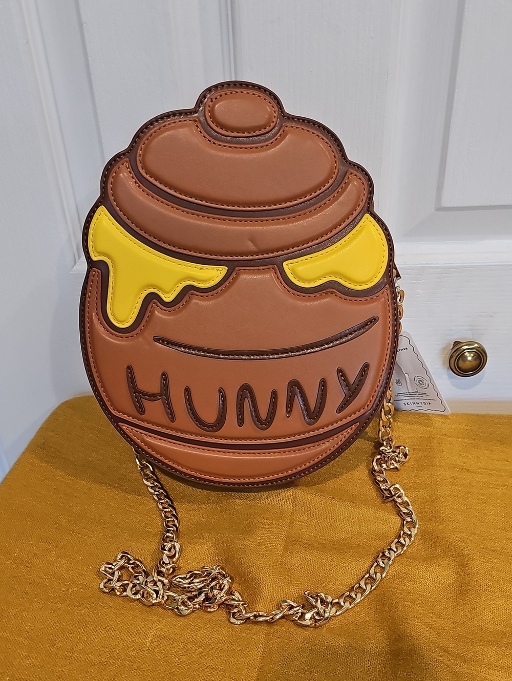 Disney x Skinny Dip Winnie the Pooh Hunny Pot Crossbody with Gold Chain NWT